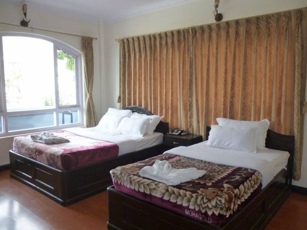 Hotel Bougainvillea 포카라 외부 사진