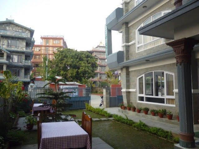 Hotel Bougainvillea 포카라 외부 사진